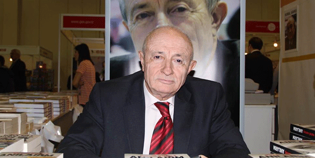 Cumhuriyet yazarı Coşkun darbeci dostu Vural Savaş'ın yasını tuttu!