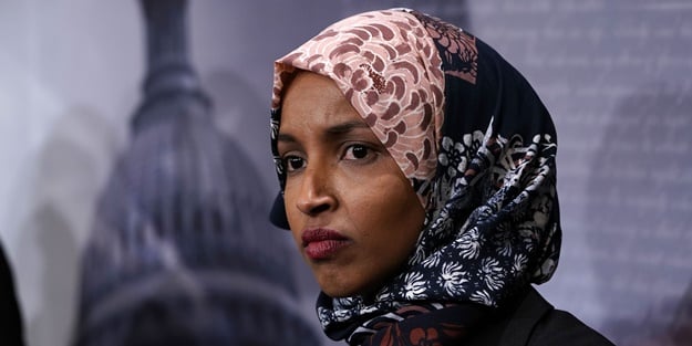 Cumhuriyetçilerden skandal afiş! Ilhan Omar'a 