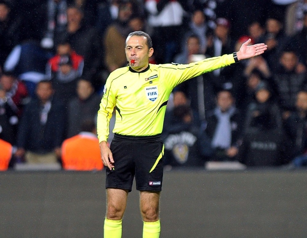 Porto-Roma maçı Cüneyt Çakır'ın