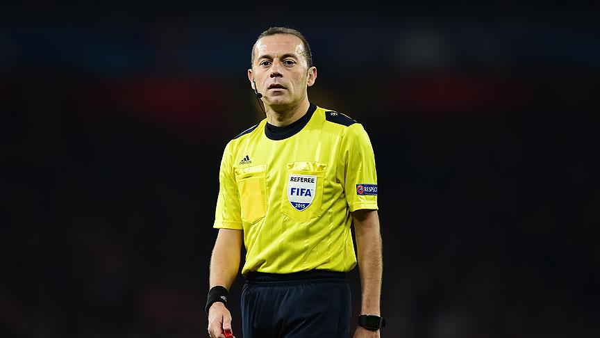 Cüneyt Çakır Suudi Arabistan Ligi'nde maç yönetecek