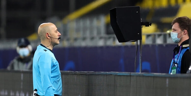 Cüneyt Çakır'dan Şampiyonlar Ligi'nde tarihi karar!