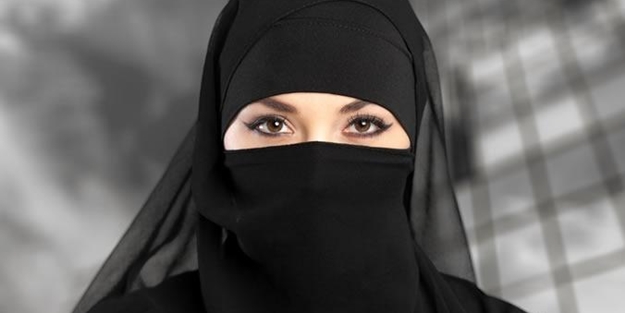 Cuntacılar Üniversite'de peçeyi yasakladı