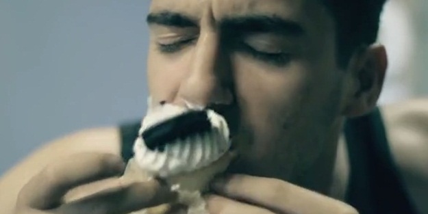 Cupcake nasıl yenir? - VIDEO