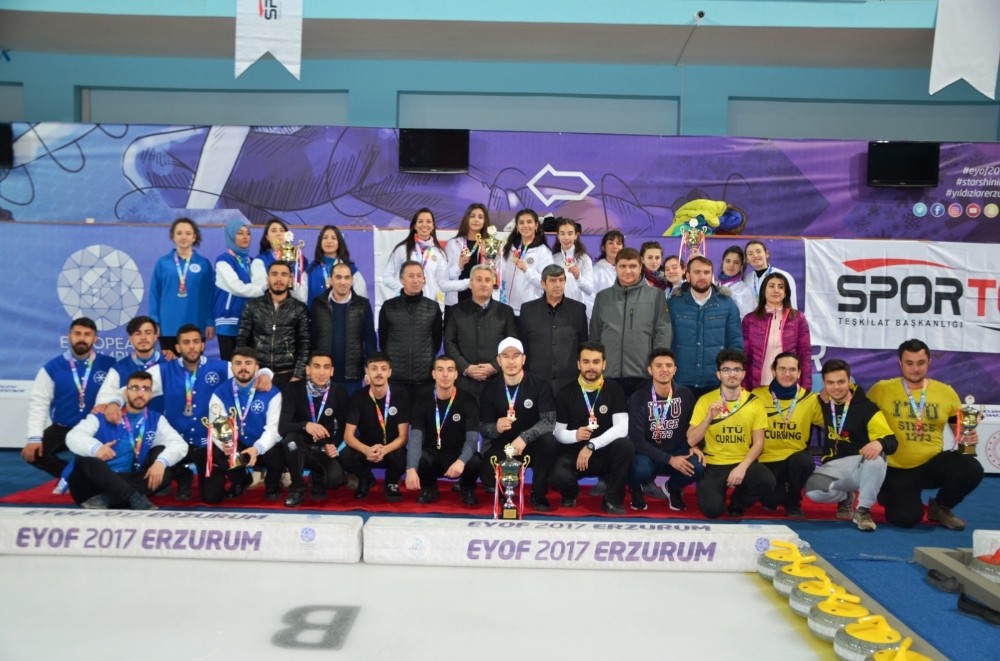 Curlingte UNİLİG’in şampiyonu Atatürk Üniversitesi 