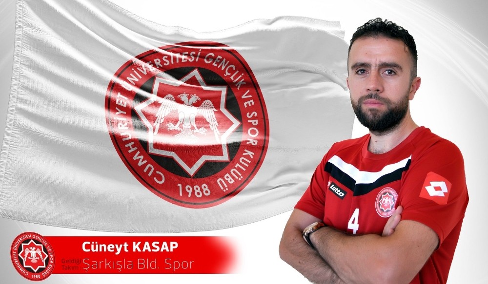 CÜSK, kadrosuna 14 futbolcu kattı 