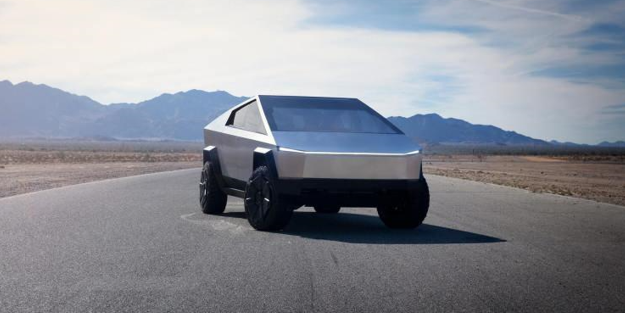 Cybertruck’ta inanılmaz hata! Kurşun geçirmiyor ama…