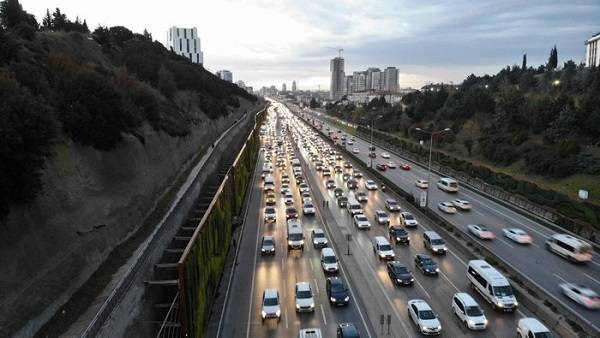 D-100 neden kapalı? D-100 Maltepe ne zaman açılacak?