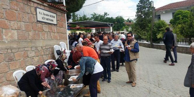 Nevruz Köyünde hayır yemeği düzenlendi