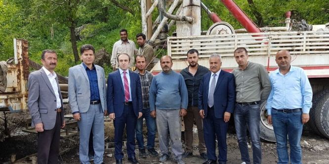 Hakkari Belediyesi'nden sondaj çalışması
