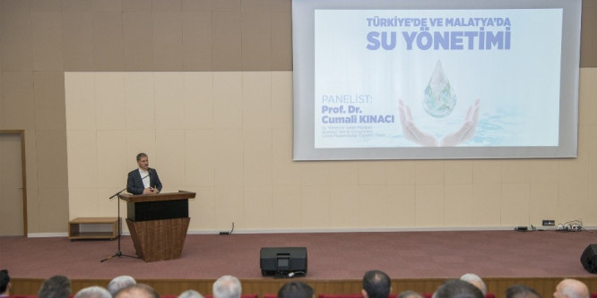 Türkiye’de ve Malatya’da Su Yönetimi paneli düzenledi