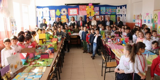 Samsun'da ilkokul öğrencilerinden dönem sonu sergisi