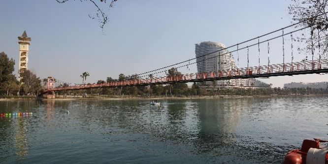 Fırtınada hasar gören Sinanpaşa Asma Köprüsü onarıldı