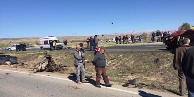 Sarıoğlan’da trafik kazası: 1 ölü, 1 yaralı