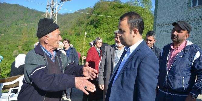 Bu köye 44 yıl sonra kaymakam geldi