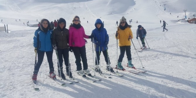 Hakkari'de kayak merkezinde bakım onarım çalışması