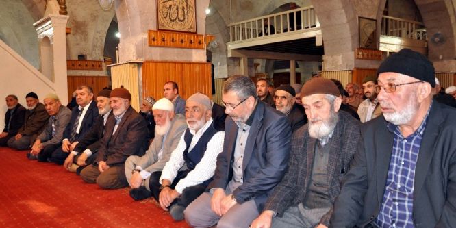 Sivas’ta vakıf kuranlar için mevlit okutuldu