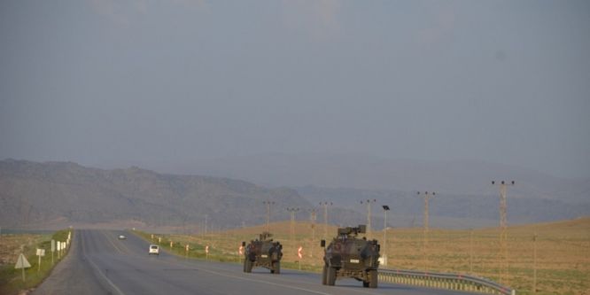 Tendürek’te çatışma: Yaralı askerler var