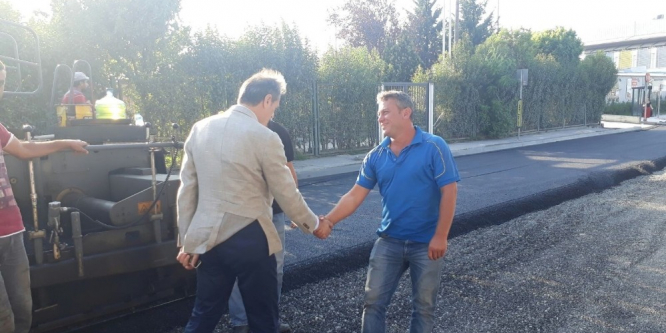 Serdivan Belediyesi asfalt çalışmalarına devam ediyor