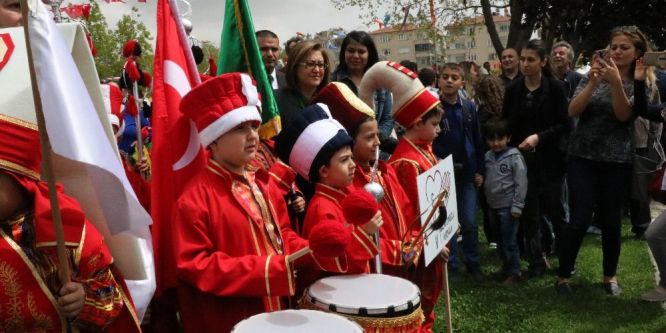 Gaziantep’te 23 Nisan coşkusu
