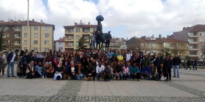 67 ülkeden 150 öğrenci Akşehir’i gezdi