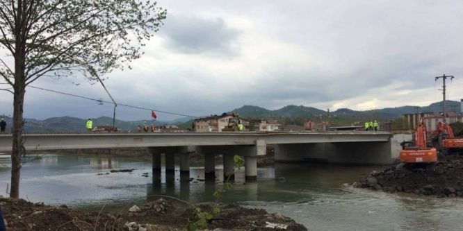 Efirli Köprüsü açılıyor