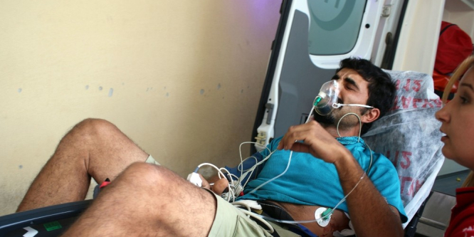 Kuş avlayan çocuklar AKUT’cuyu vurdu