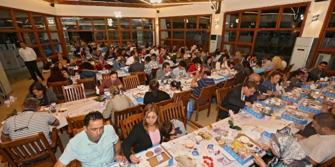 Başkan Pekdaş şehit ve gazi aileleri ile iftarda buluştu