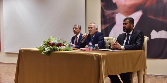 Hatay Valisi Ata, halkla buluştu