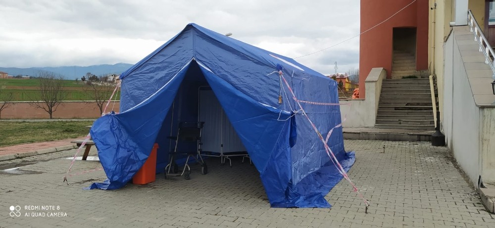 Daday’da hastane bahçesine acil triaj çadırı kuruldu 