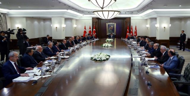 'DAEŞ 30 km güneye itilecek'