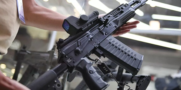 'DAEŞ gelini' para bulamayınca bakın neyi sattı!