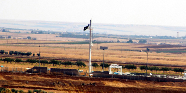 DAEŞ korkudan bakın ne yaptı?