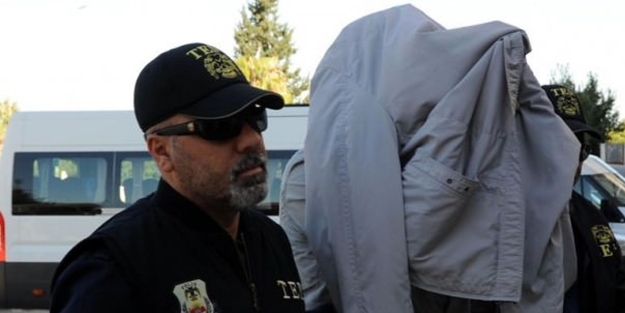 DAEŞ militanlarının evinden çıkan şok belge