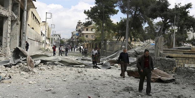 DAEŞ o bölgeyi Esed'e bırakıyor