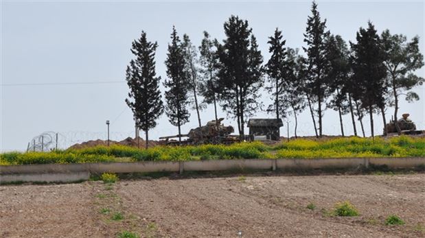 DAEŞ'e katılmak isteyen 5 yabancı yakalandı