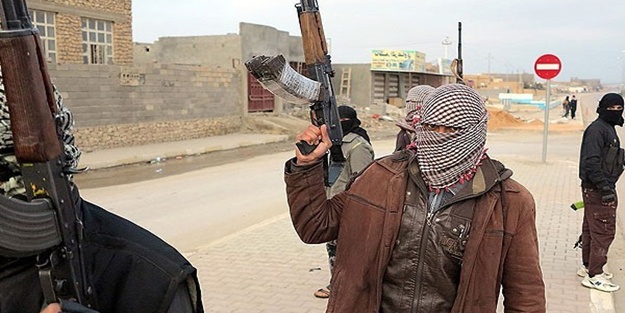 DAEŞ'e katılmaya giden 2 kişi akıl hastanesine yatırıldı