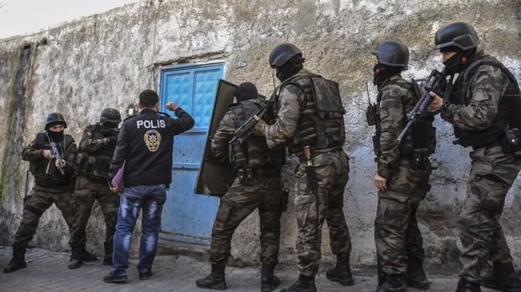 DAEŞ'in teröristlere gönderdiği mesajlar çözüldü