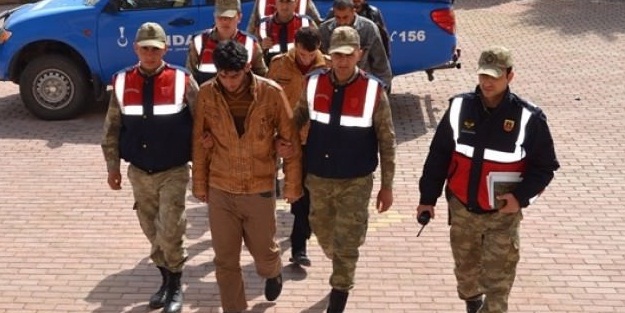 DAEŞ'li 3 terörist tutuklandı