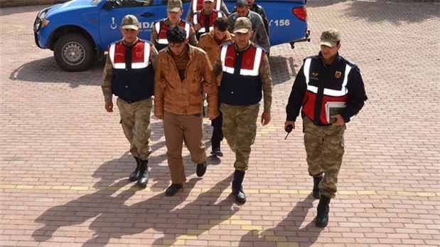 DAEŞ'li 3 terörist tutuklandı