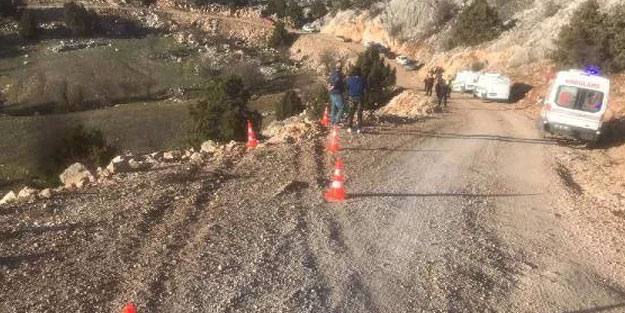 Dağ yolunda feci kaza: 5 kişi hayatını kaybetti