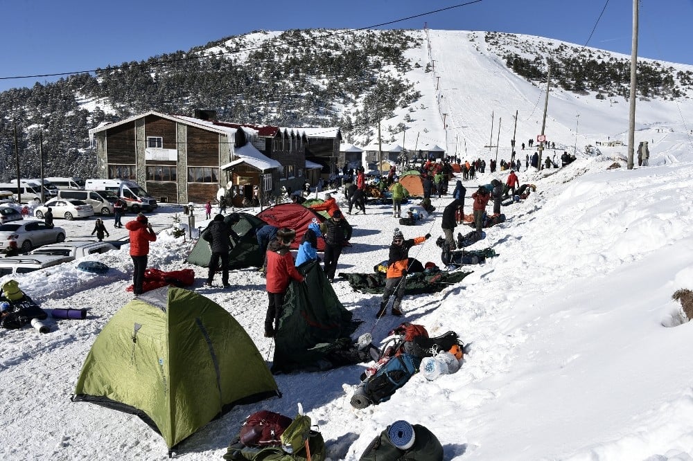Dağcılar Zigana dağında kamp kurdu 