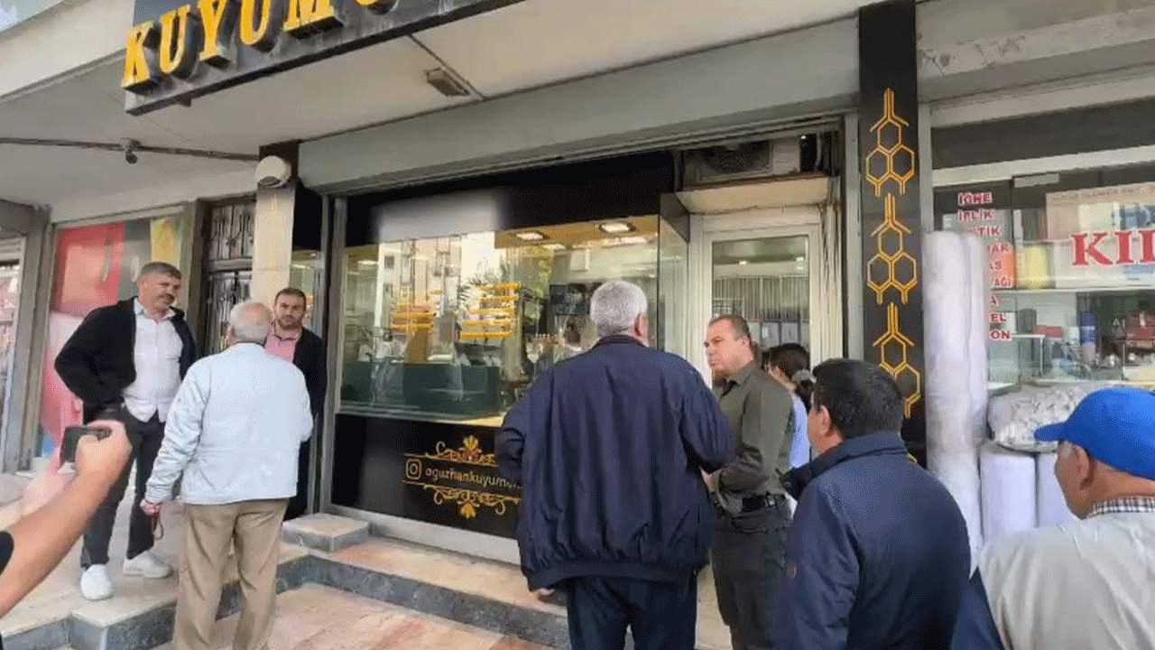 Dağda biten terörist şehirde cirit atıyor! İstanbul'da dehşet anları