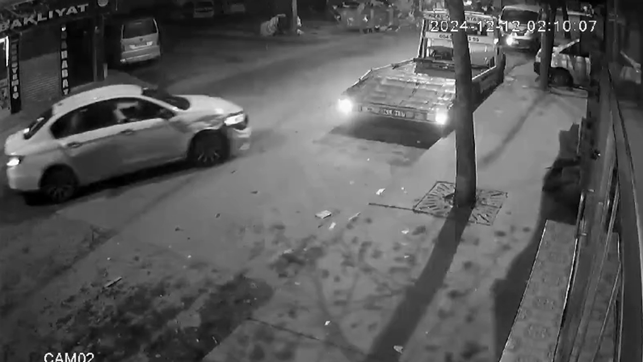 Dağda biten terörist şehirde cirit atıyor! İstanbul'da sokak ortasında çatışma