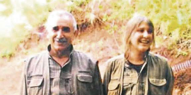 Dağda kırmızı fularlı kadın kavgası