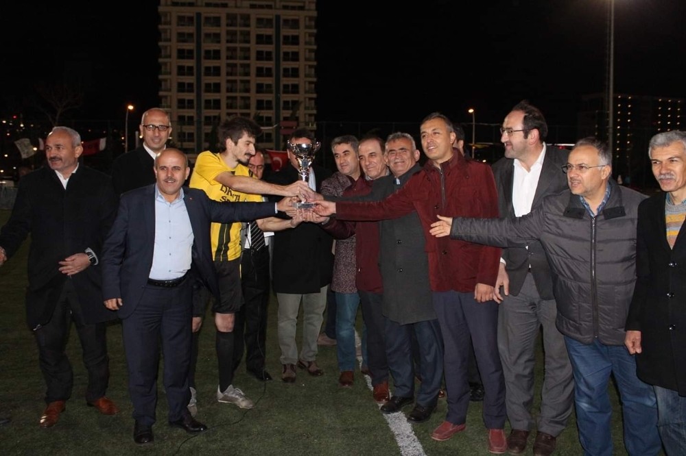 Dağder futbol turnuvasında şampiyon belli oldu 