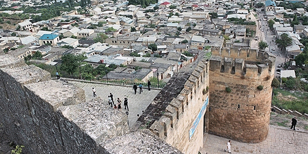 Rusya'da silahlı saldırı ölü ve yaralılar var!