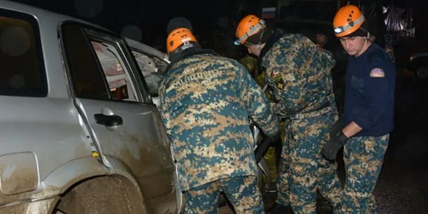 Dağlık Karabağ'da Rus Barış Gücü'ne ait askeri araç kaza yaptı: 2 ölü