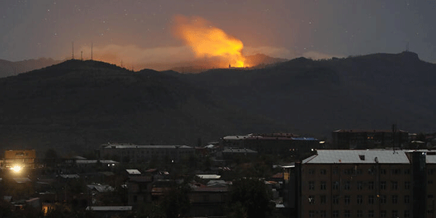 Dağlık Karabağ'da silah sesleri! Ermenistan çalkalanıyor