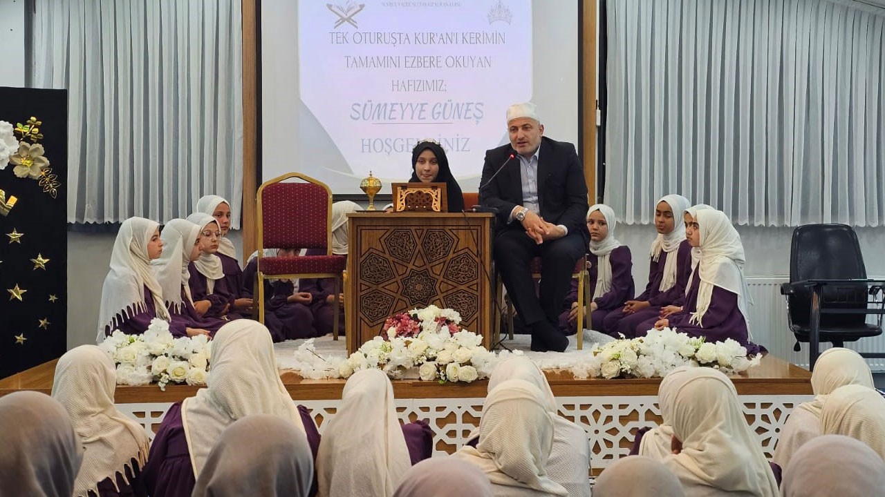 Daha 13 yaşında! Kur’an-ı Kerim’i bir günde hatmetti