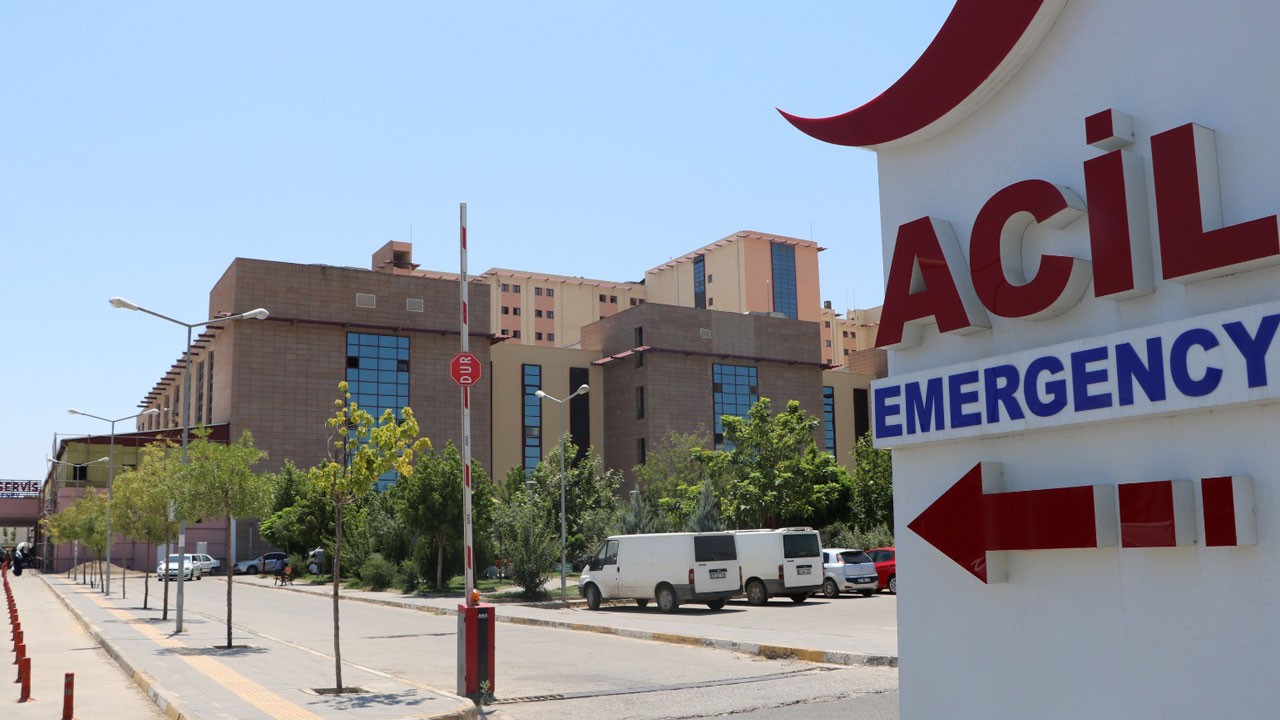 Daha 18 yaşındaydı! Evinde ölü bulundu